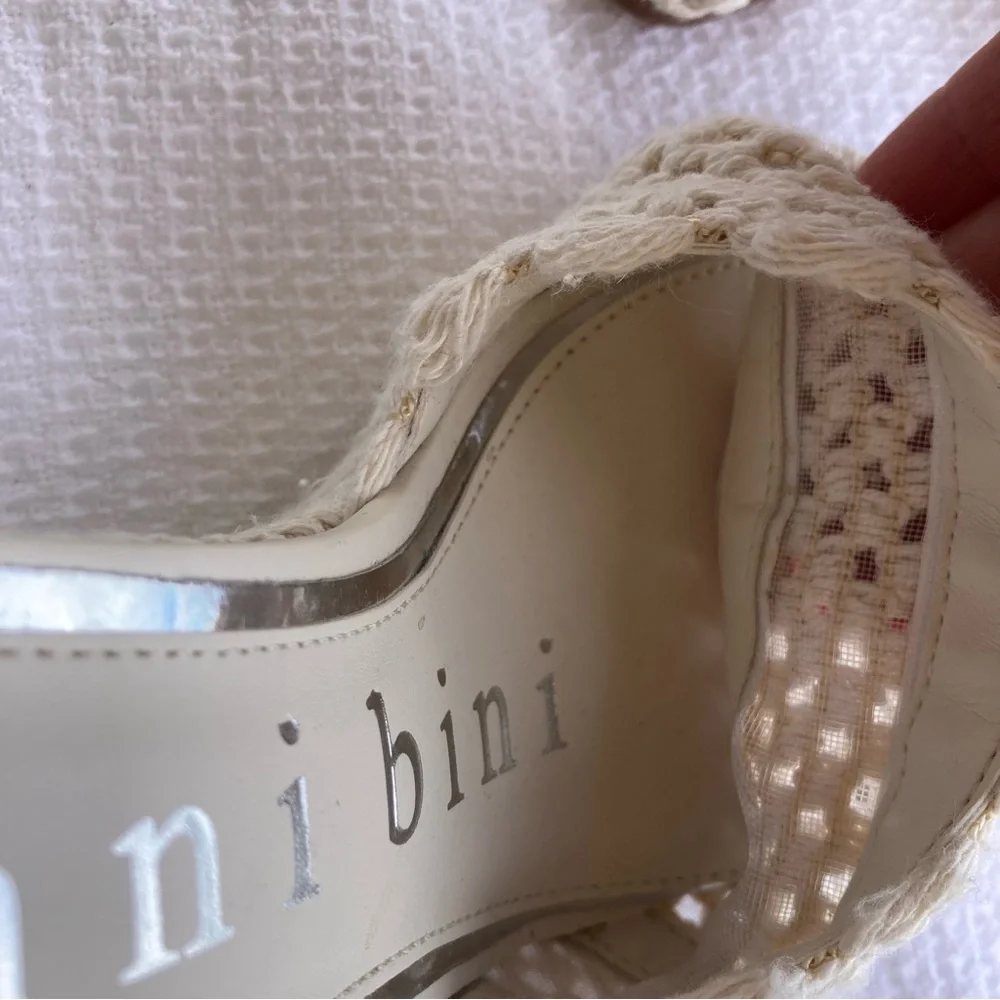 Gianni Bini Regina Crochet Wedge Mules – Size 9.5